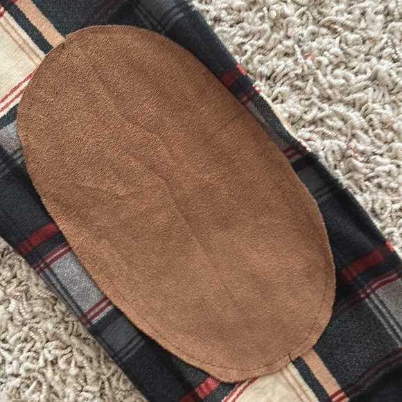 NWT⭐️Adorable🍁FALL Plaid TOP Button-up Back🍁Tan Elbow Patches by Grace & Emma - Picture 5 of 11